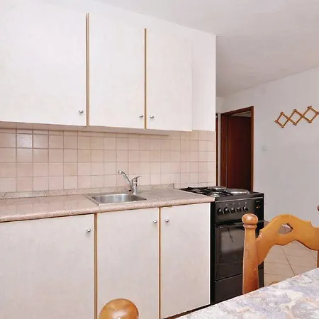 Lana * Privlaka (Zadar)