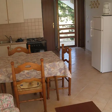 Apartment Lana *